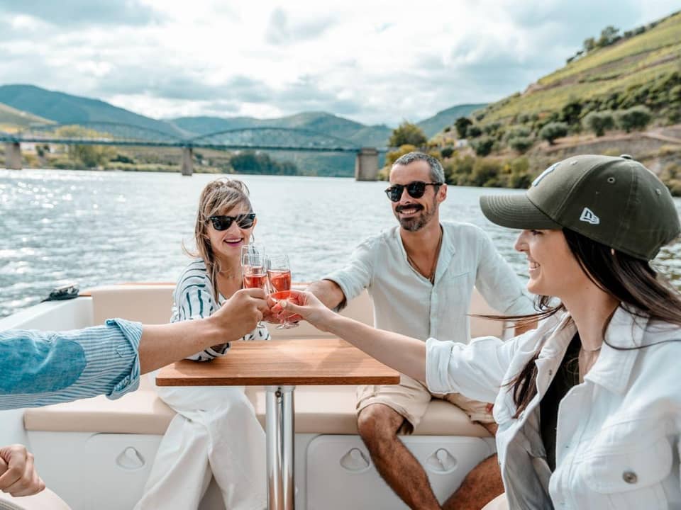 Douro River solar boat tour with wine tasting — image 1